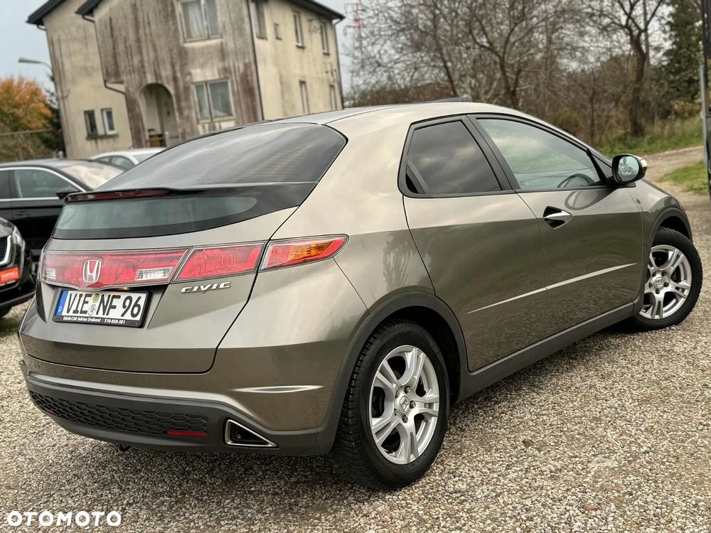 Honda Civic 1.8i-VTEC Automatik Comfort - 3