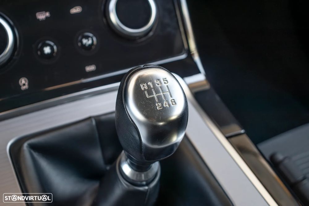 Land Rover Range Rover Evoque D165 FWD S - 25