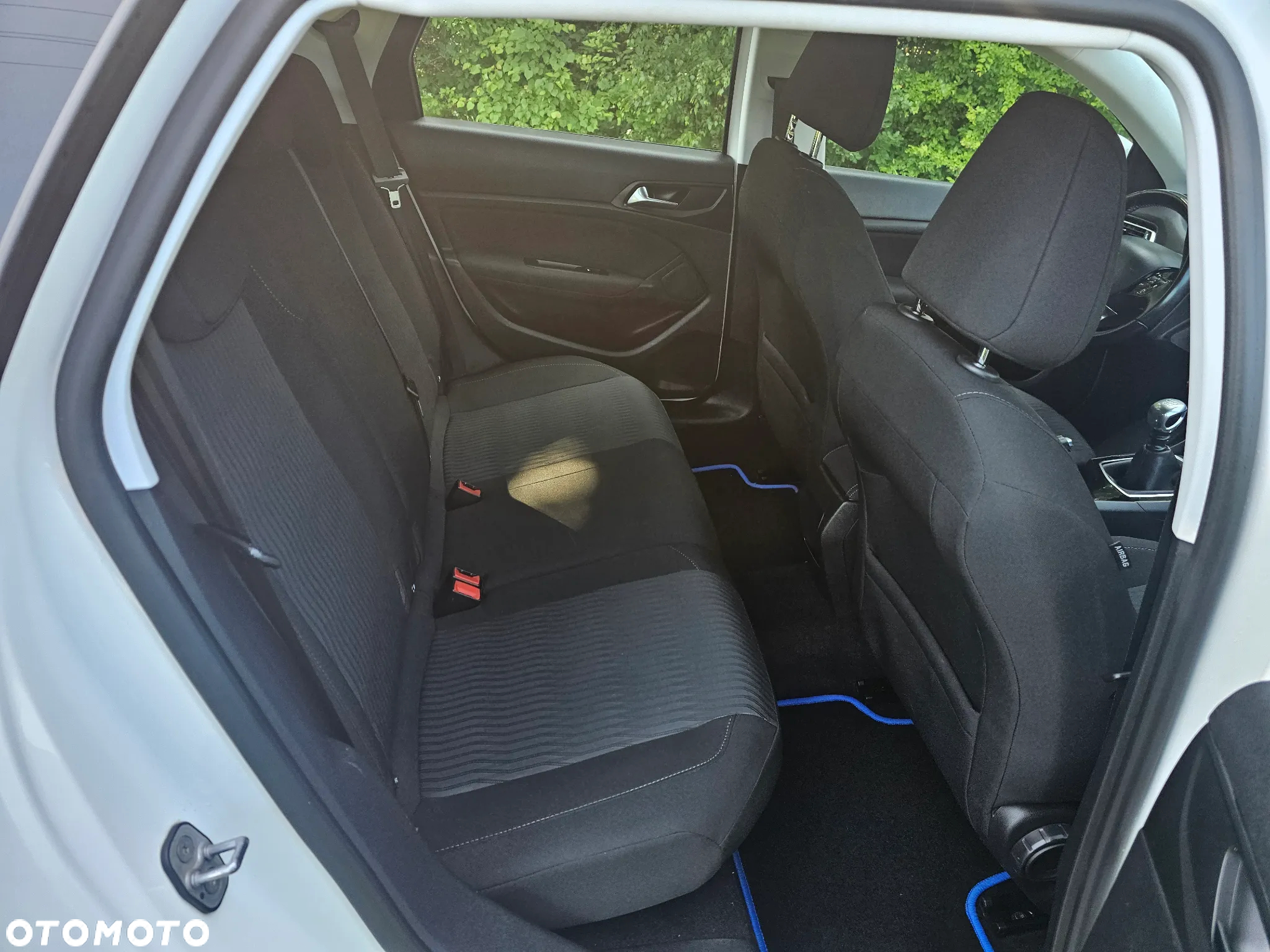 Peugeot 308 SW 1.6 BlueHDi Allure S&S - 16