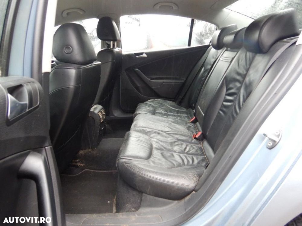 Aripa dreapta spate Volkswagen Passat B6 2008 Sedan 1.9 TDi - 9