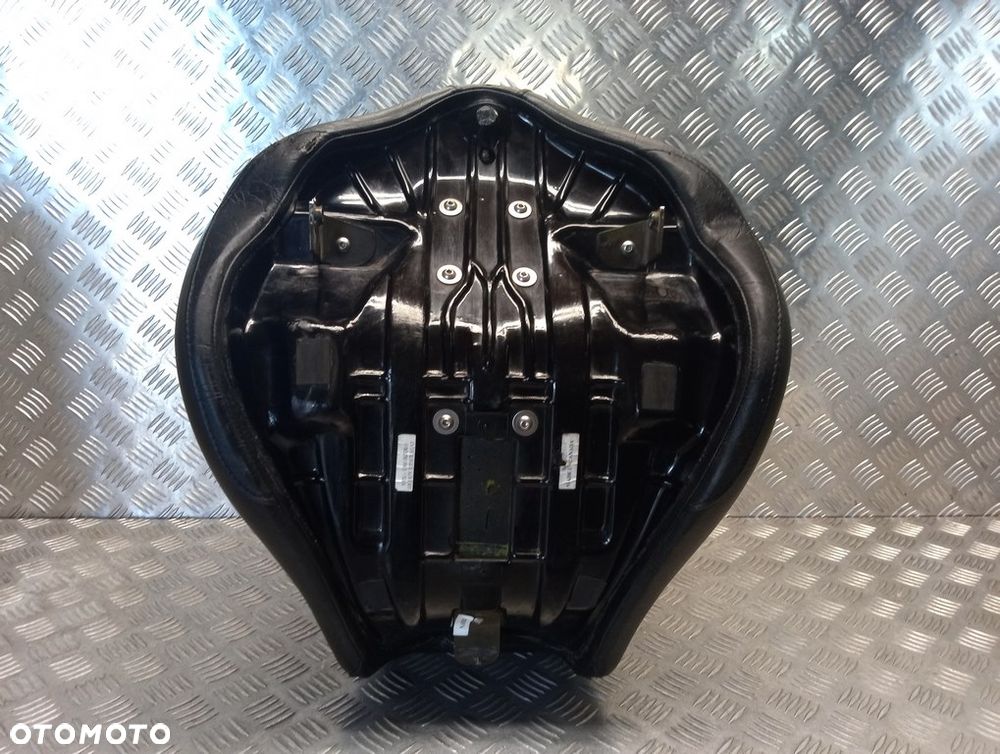 Siedzenie fotel oparcie kierowcy HONDA VTX 1300 R/S/T 03-09r   PN. 15090 - 8
