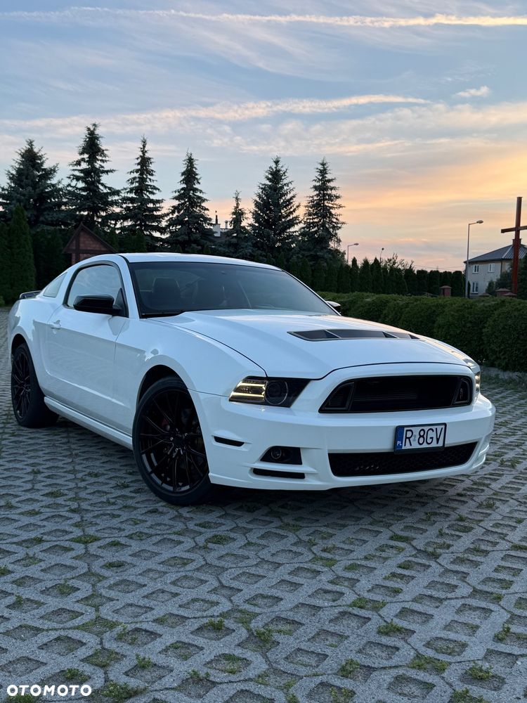 Ford Mustang 3.7 V6 Premium - 1