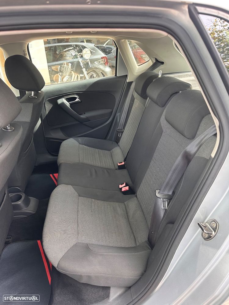 Volkswagen Polo 2009 photo 5