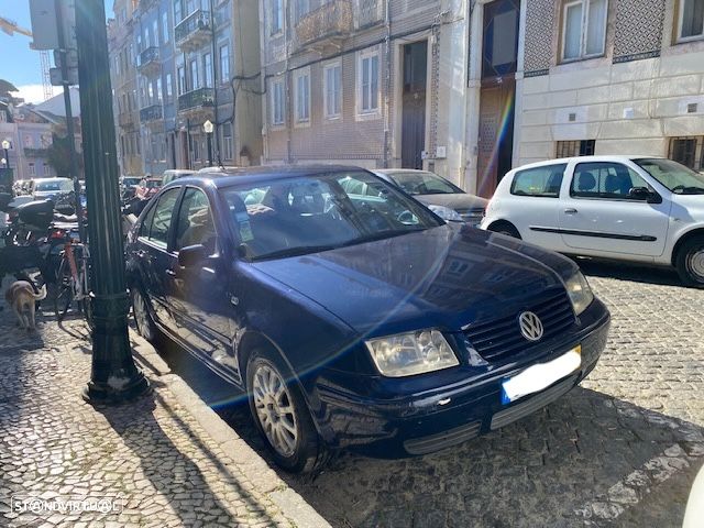 VW Bora 1.9 TDi Highline - 6