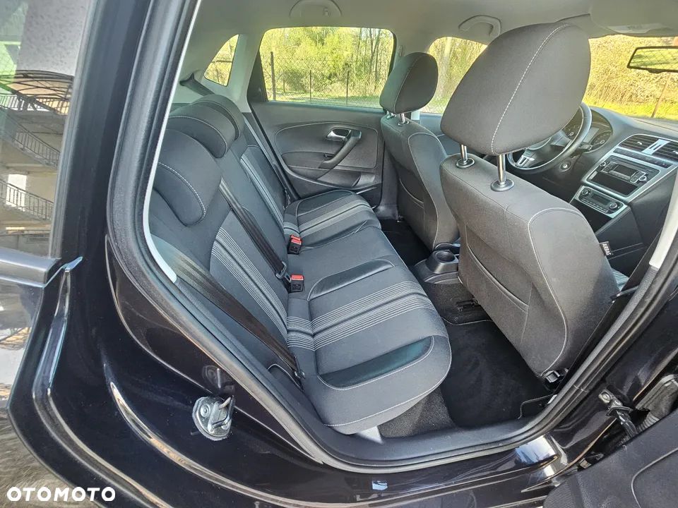 Volkswagen Polo 1.2 TSI Blue Motion Technology MATCH - 23