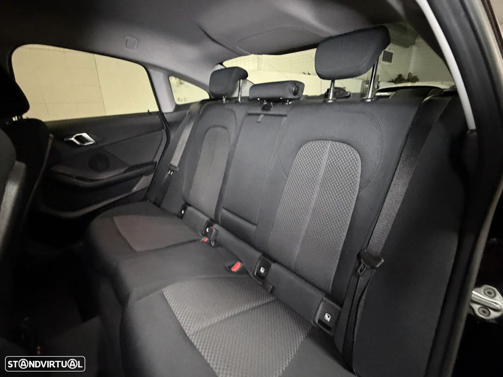 BMW 216 Gran Coupé d Aut. Luxury Line - 12