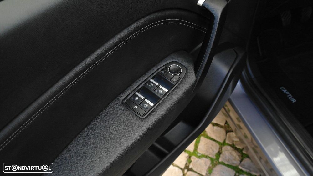 Renault Captur 1.0 TCe Techno - 29