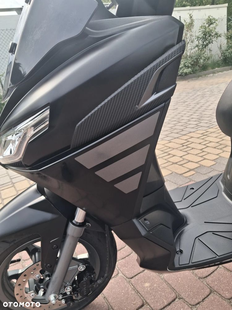Aprilia SX - 6