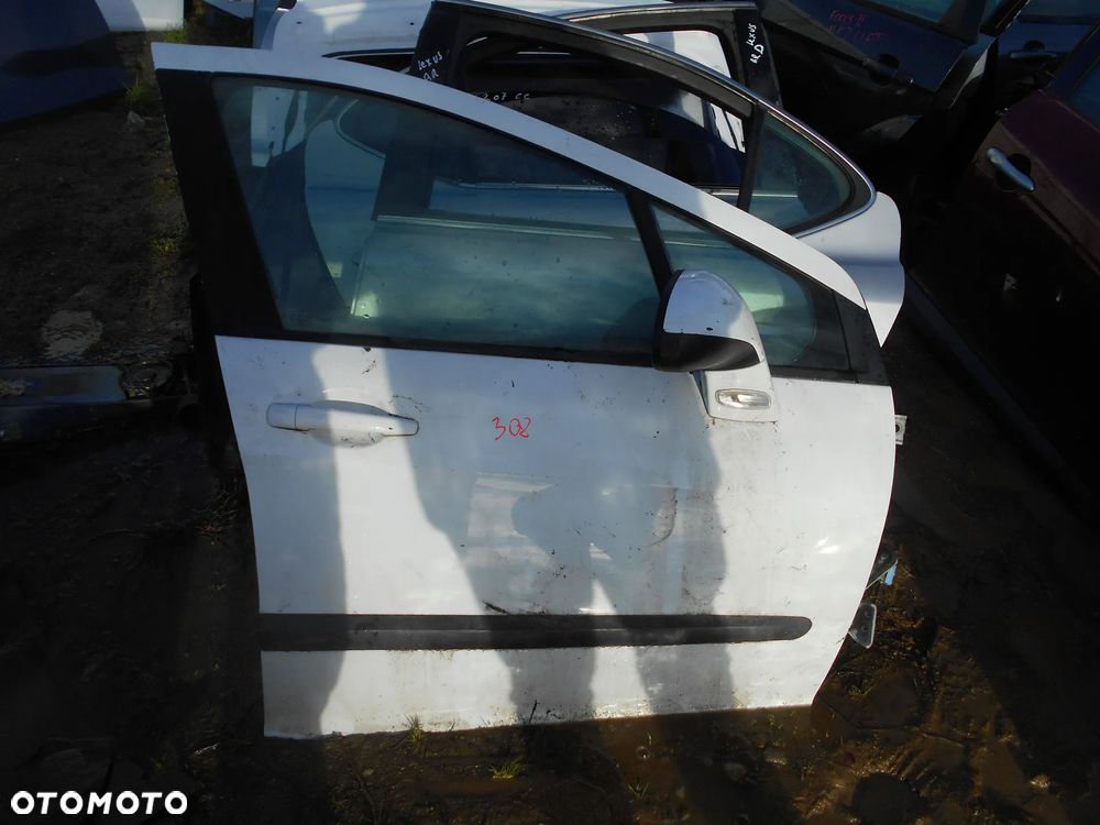 PEUGEOT 308 LUSTERKO PRAWE EUROPA