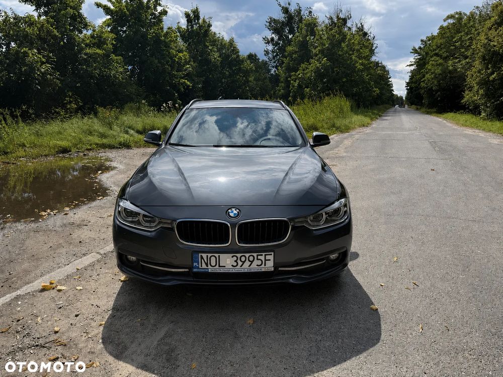 BMW Seria 3 318d Sport Line - 10
