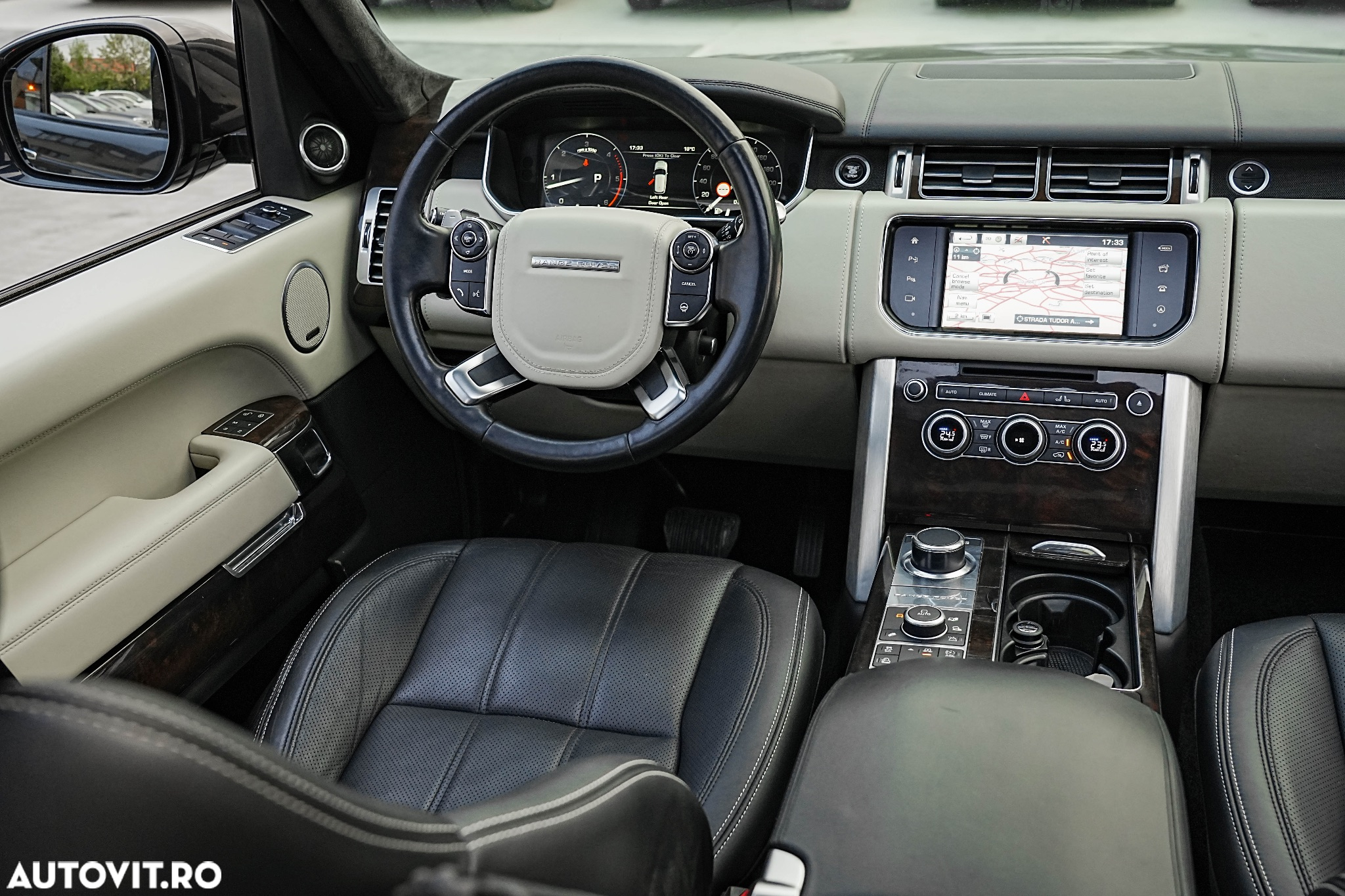Land Rover Range Rover 3.0 I TDV6 SVAutobiography - 10