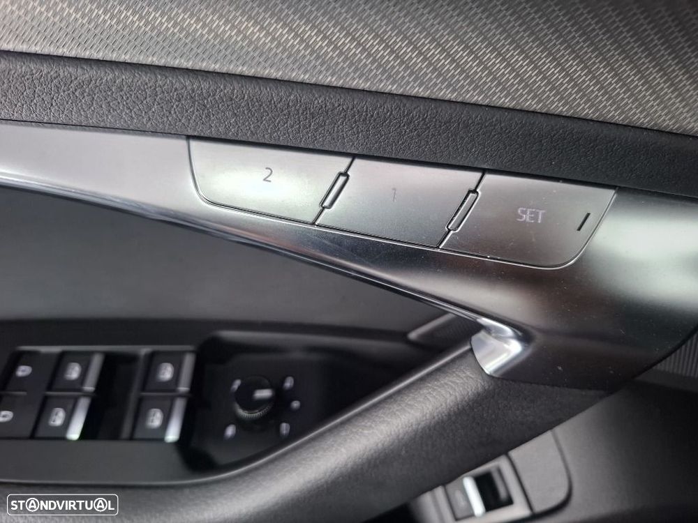 Audi A6 Avant 40 TDI S tronic - 17