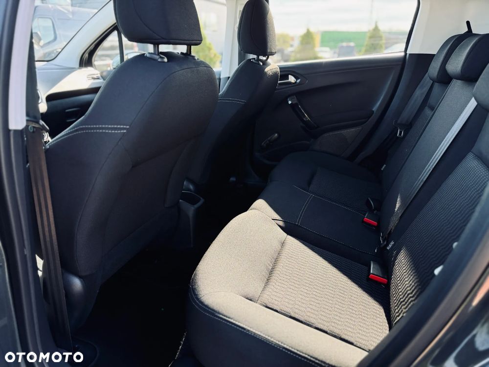 Peugeot 208 1.2 VTi Style - 16