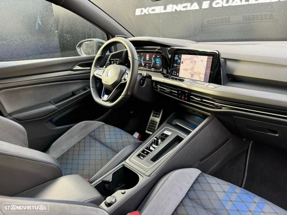 VW Golf 2.0 TSI R DSG - 18