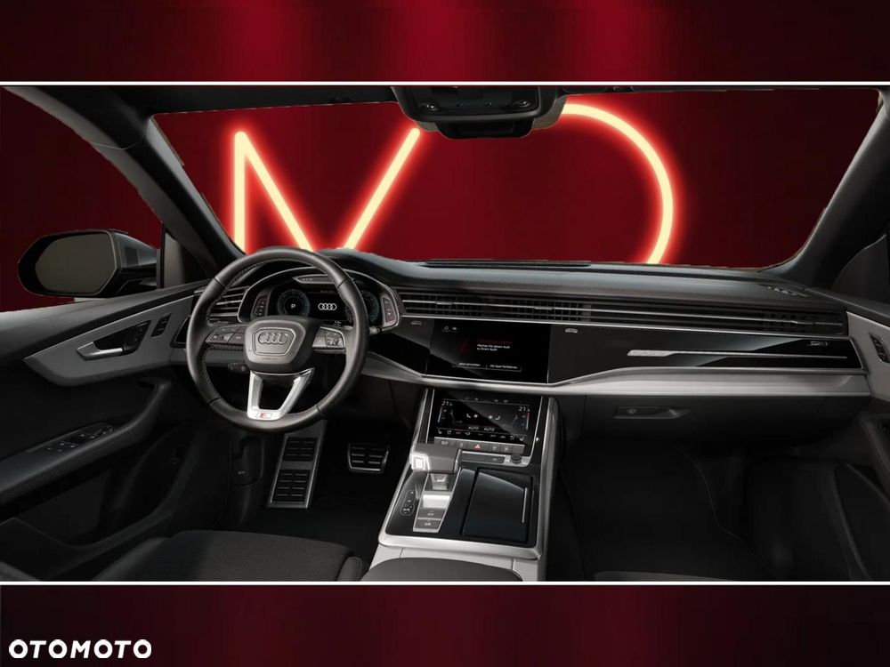 Audi Q8 - 6