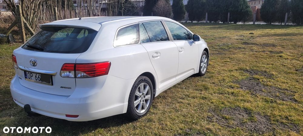 Toyota Avensis 1.6 Active - 5