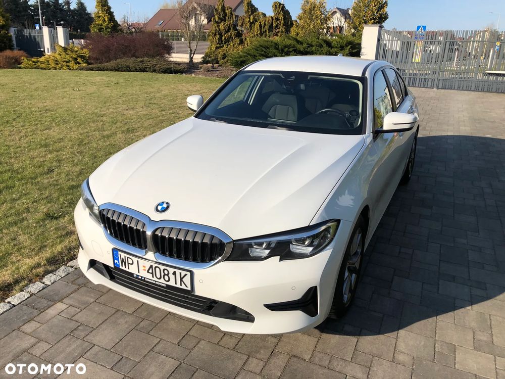 BMW Seria 3 318d MHEV Advantage - 8