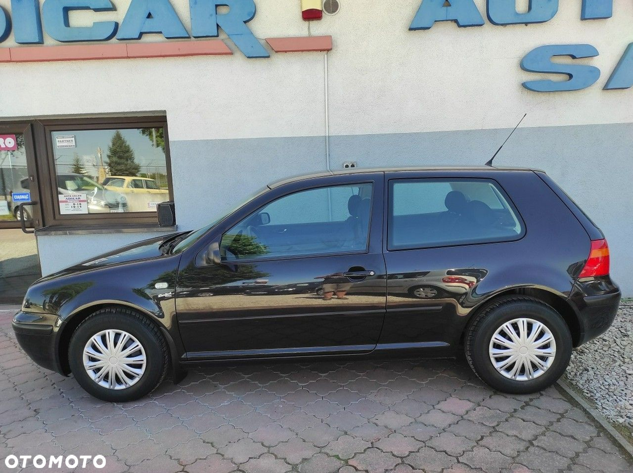 Volkswagen Golf - 3
