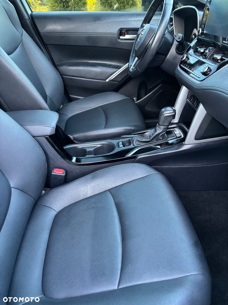 Toyota Corolla Cross - 23