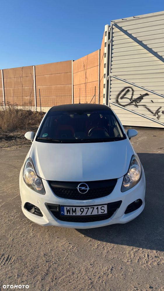 Opel Corsa 1.6 Turbo GSi - 2