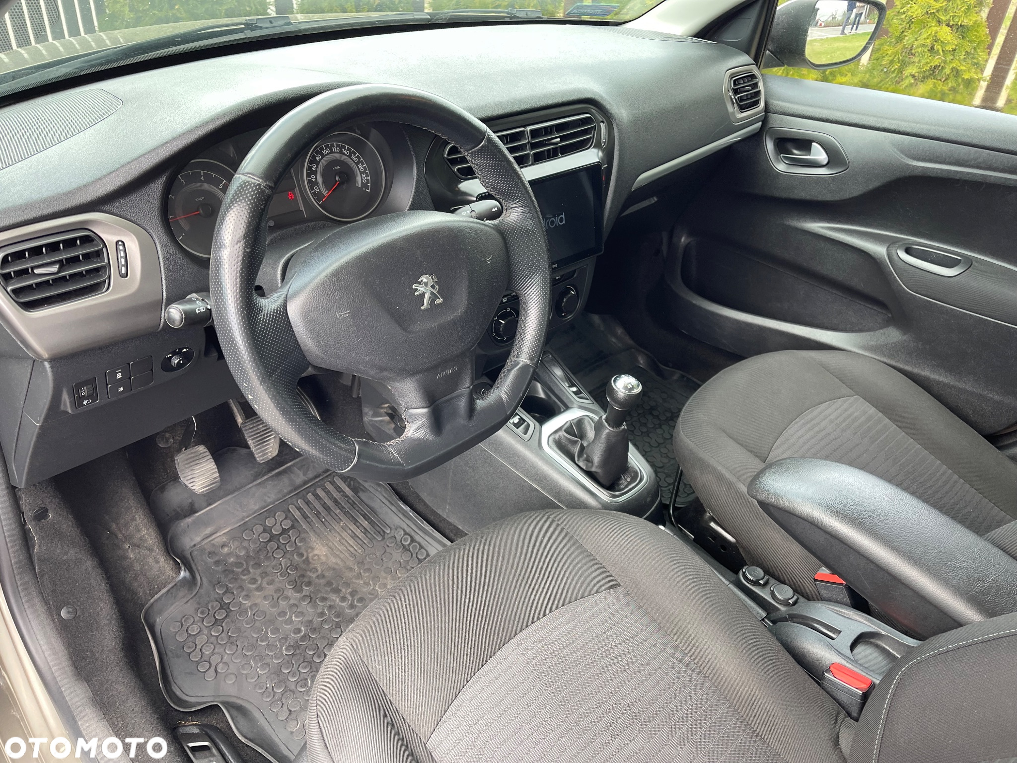Peugeot 301 1.2 VTi/Pure Tech Allure - 15