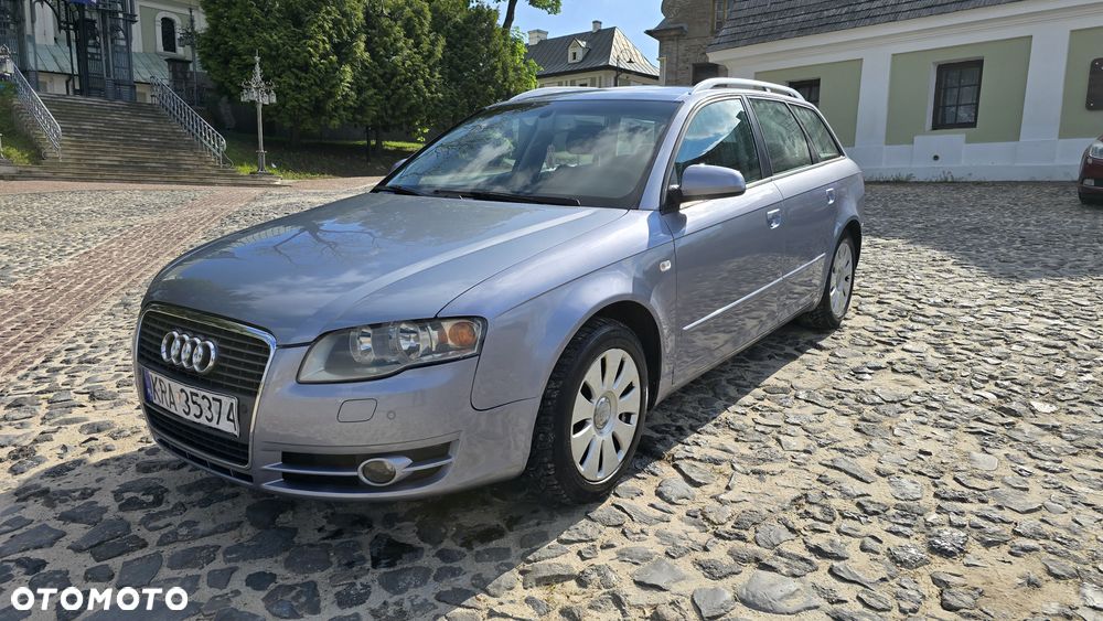 Audi A4 Avant - 1