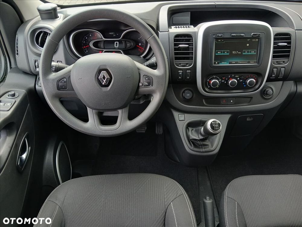 Renault Trafic 6os. bryg - 11