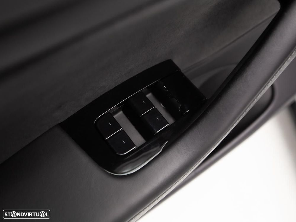 Tesla Model 3 - 17