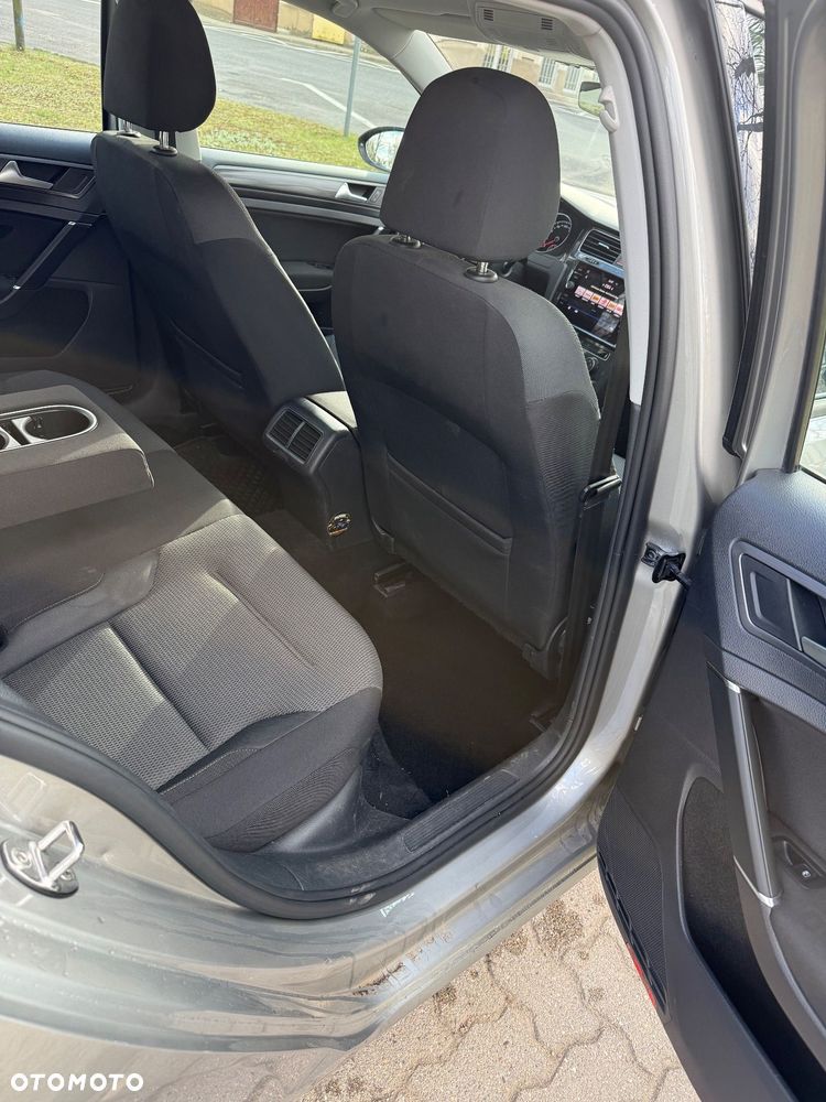 Volkswagen Golf 2.0 TDI BMT Comfortline - 10