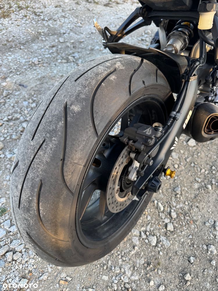 Yamaha MT - 8
