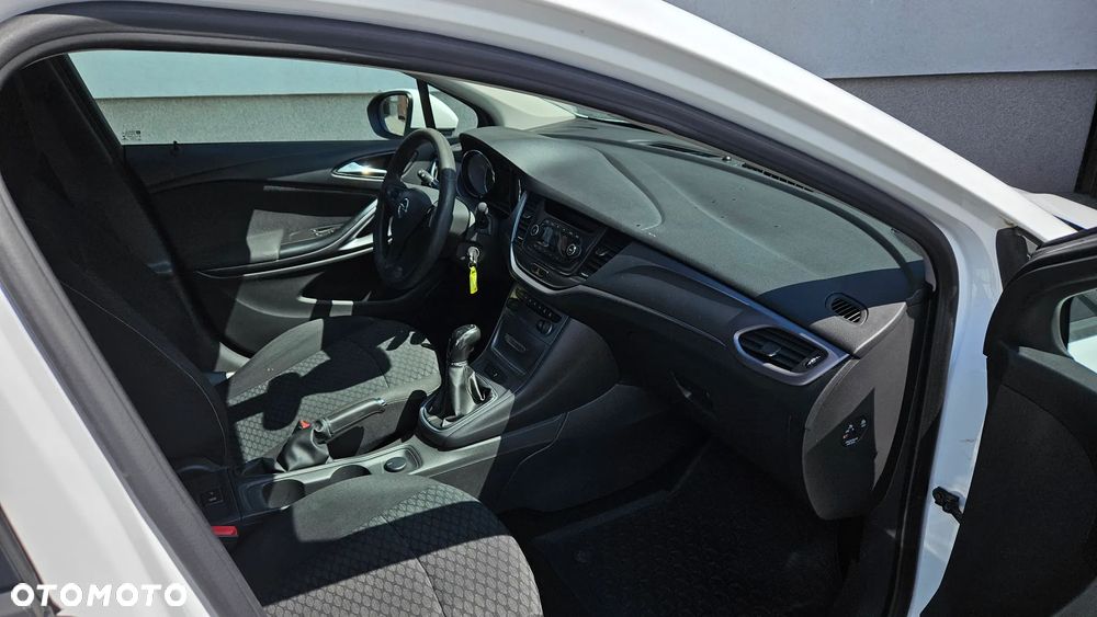 Opel Astra 1.6 CDTI Enjoy - 17