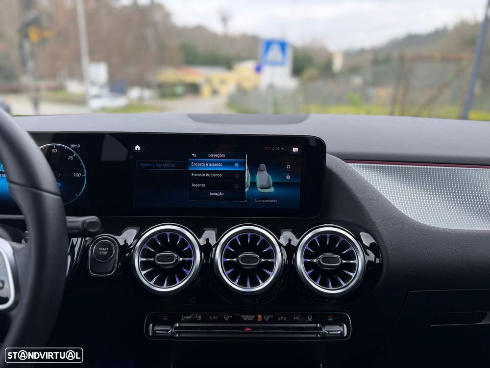 Mercedes-Benz EQA 250 Progressive - 32