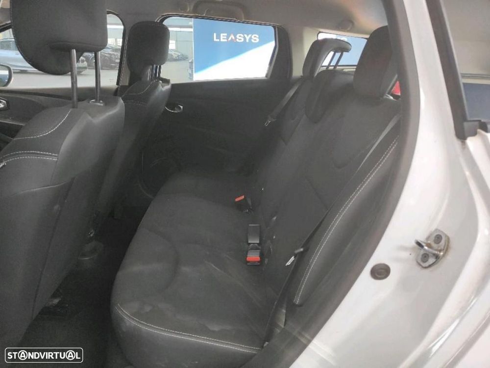 Renault Clio Sport Tourer 1.5 dCi Zen - 6