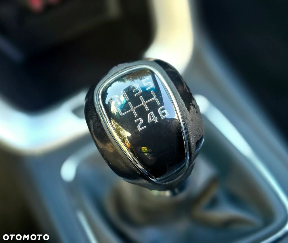 Kia Ceed 1.6 CRDi 136 ISG Dream Team Edition - 28