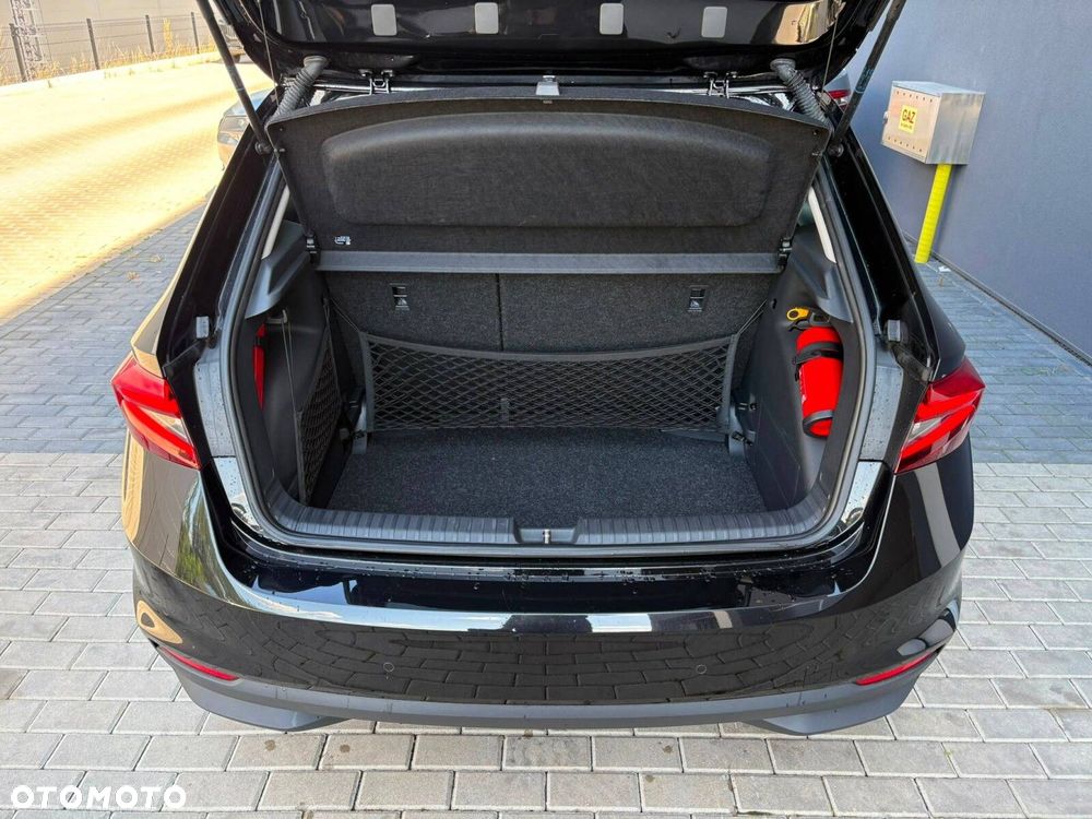Skoda Fabia 1.0 TSI Selection DSG - 17