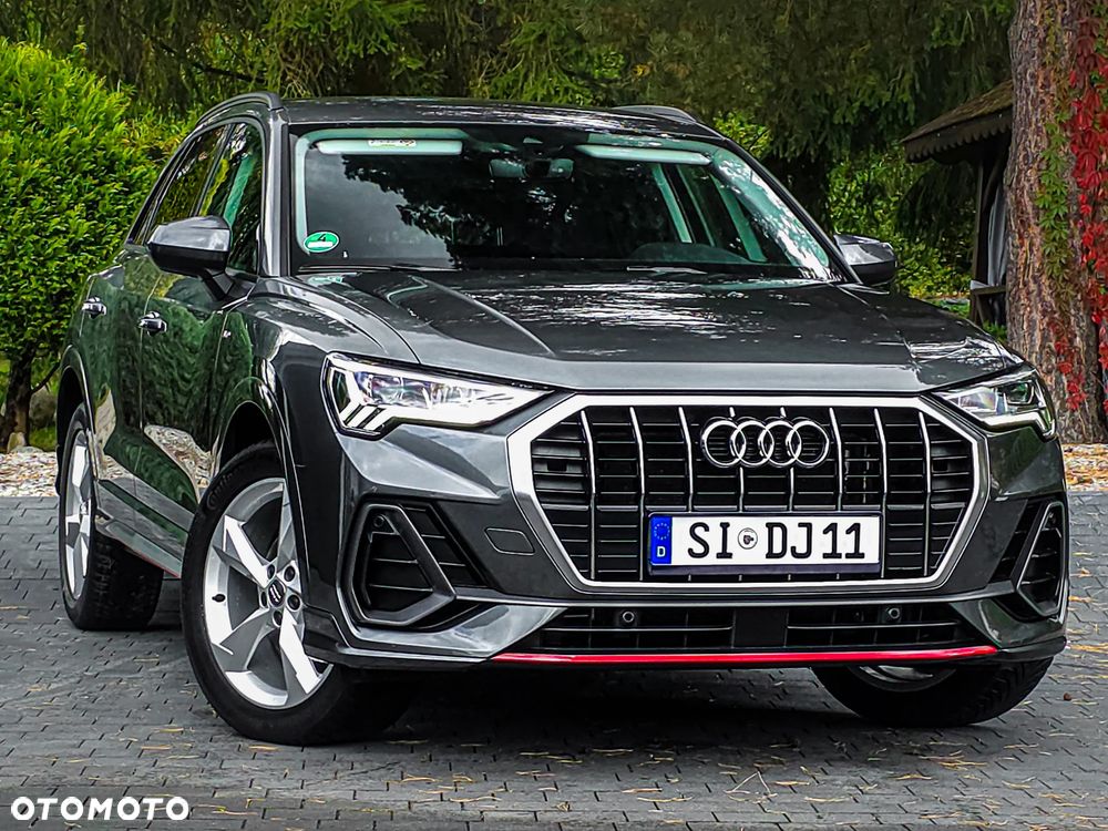 Audi Q3 2019 photo 2