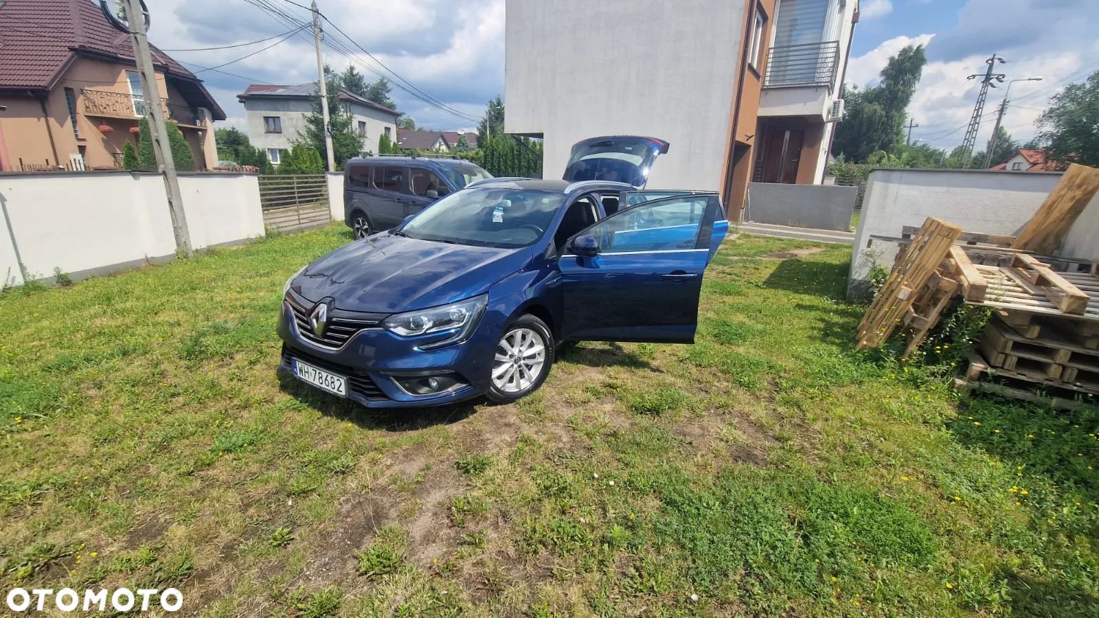 Renault Megane 1.3 TCe FAP Intens - 1