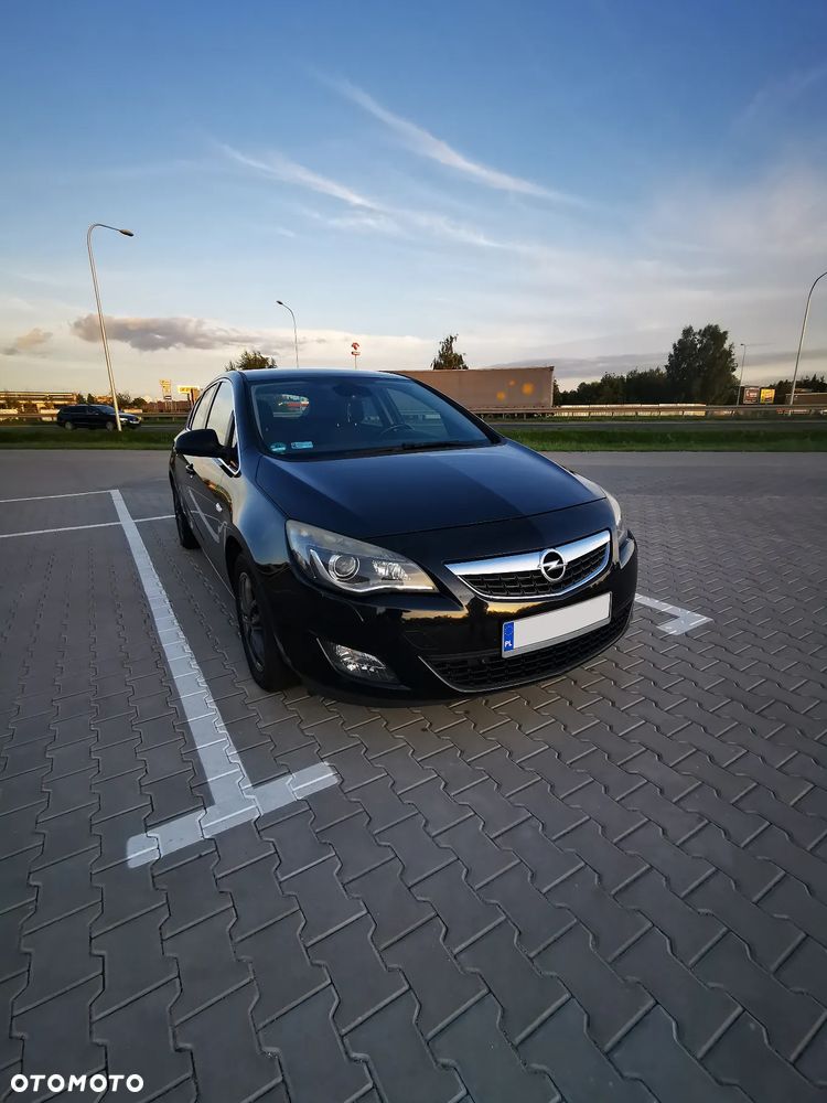 Opel Astra - 1