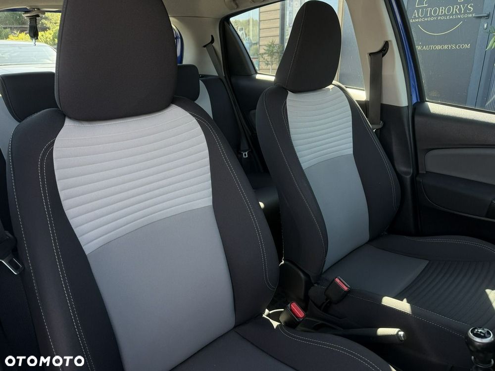 Toyota Yaris 1.5 Premium - 11
