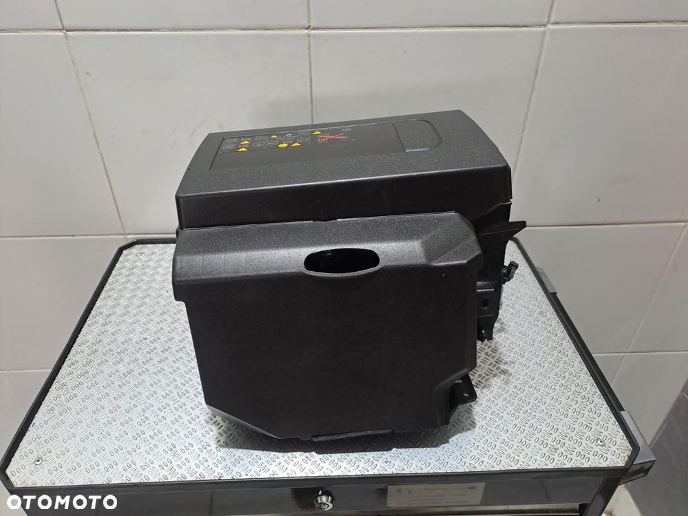podstawa oslona akumulatora Renault Trafic III 244460003R - 5