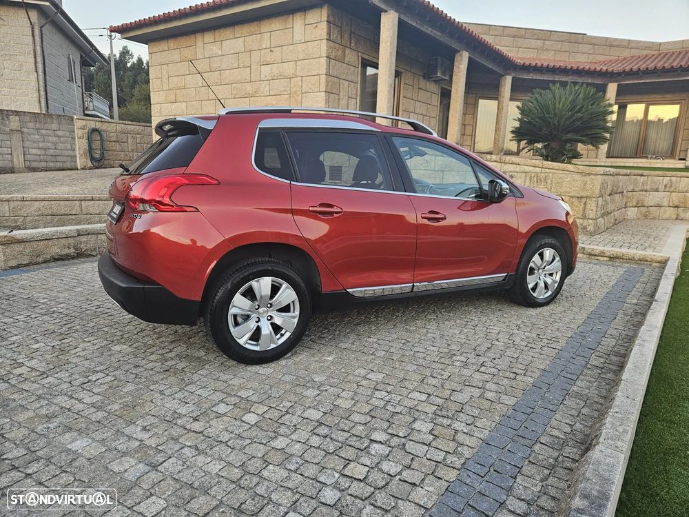 Peugeot 2008 1.2 PureTech Allure EAT6 - 6