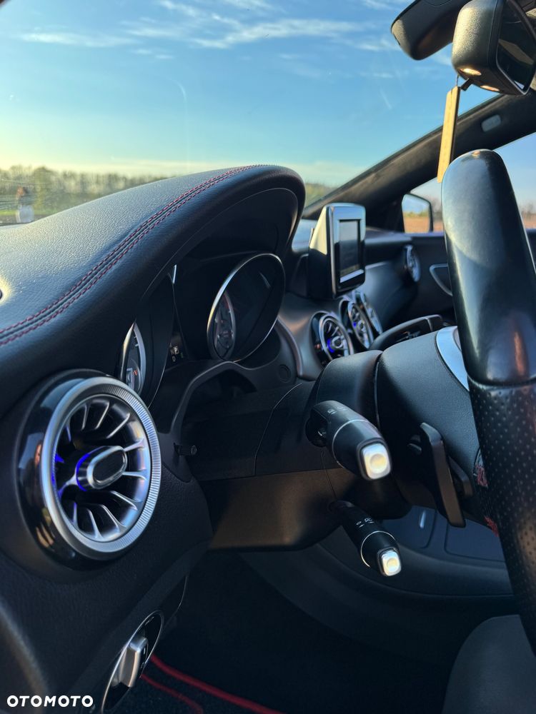 Mercedes-Benz CLA 220 d 7G-DCT AMG Line - 22