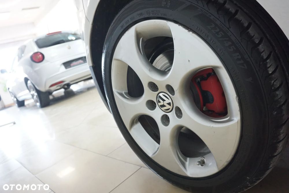Volkswagen Golf 2.0 GTI - 18