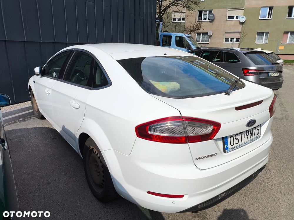Ford Mondeo 2.0 TDCi Titanium - 3