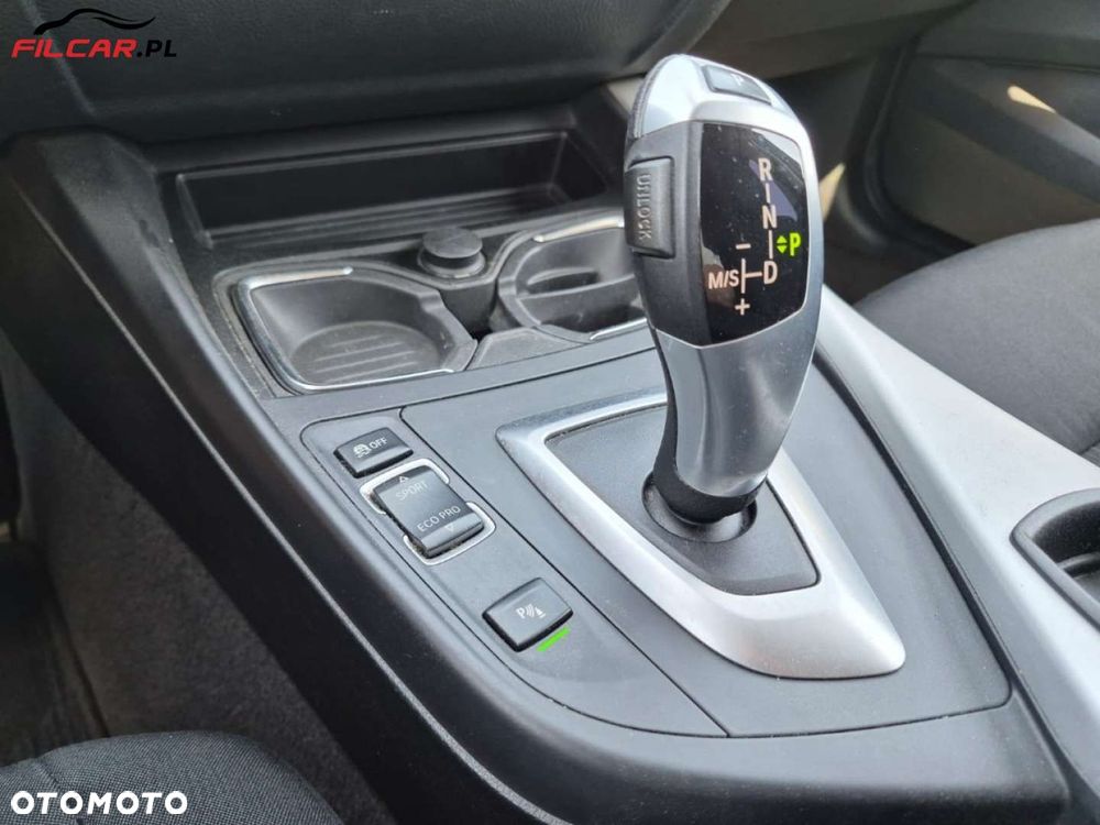 BMW Seria 1 - 15