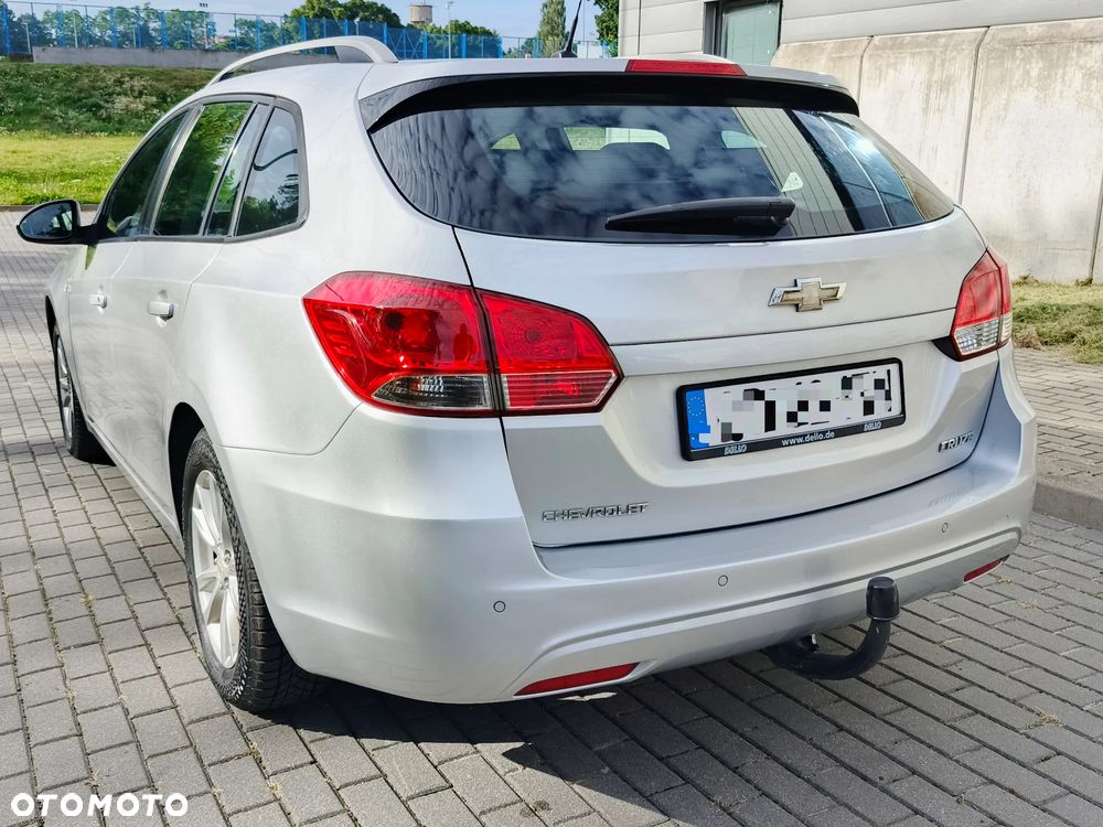Chevrolet Cruze 1.6 LT - 6