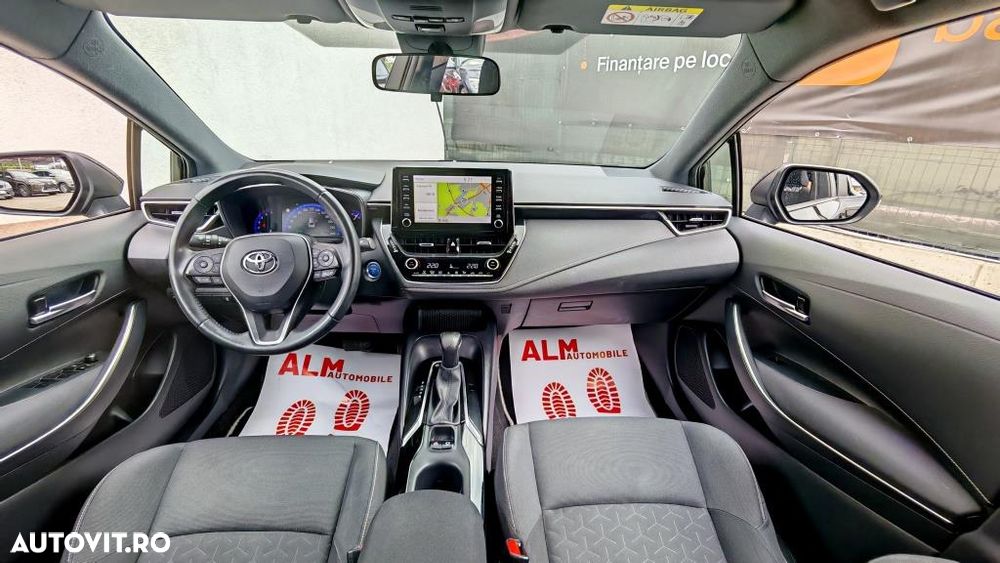 Toyota Corolla 1.8 Hybrid Comfort - 3