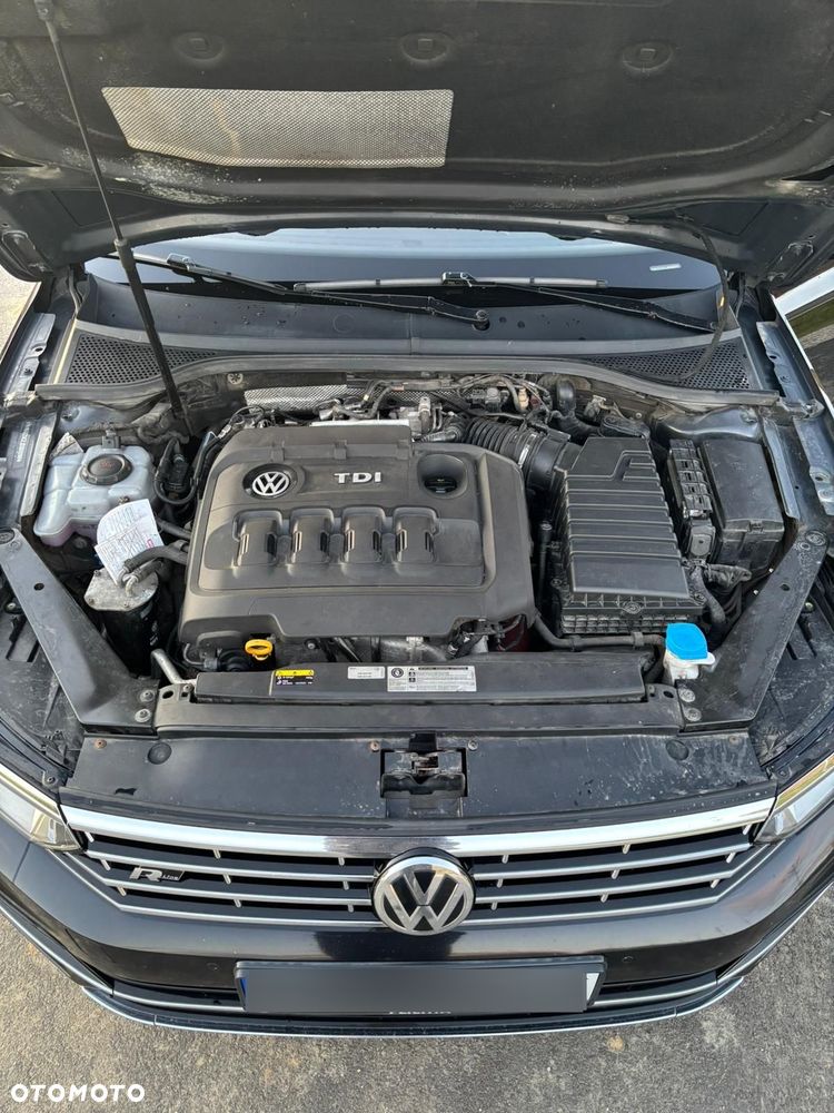 Volkswagen Passat - 20