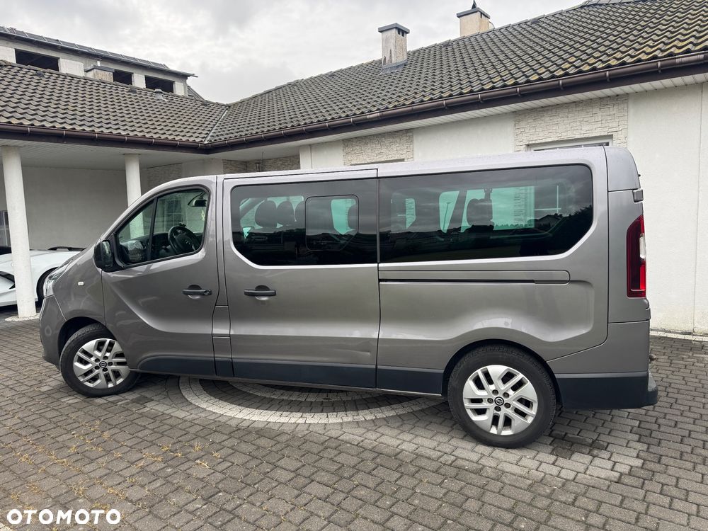 Renault Trafic Grand 2.0 dCi EDC - 9