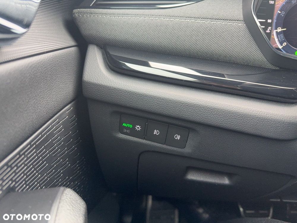 Skoda Octavia 2.0 TDI Sportline DSG - 15